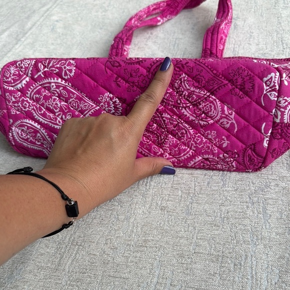 Vera Bradley Pink Quilted Shoulder Bag Glossy Design - Picture 3 of 5